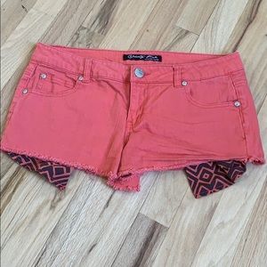 Cute Denim Shorts with designed pockets